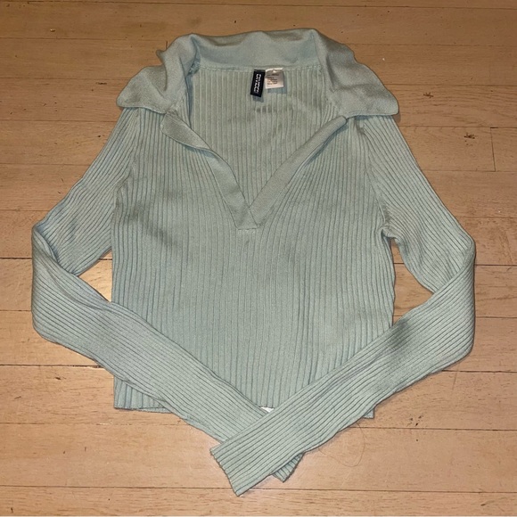 H&M Divided Collared Ribbed Top - Picture 2 of 5